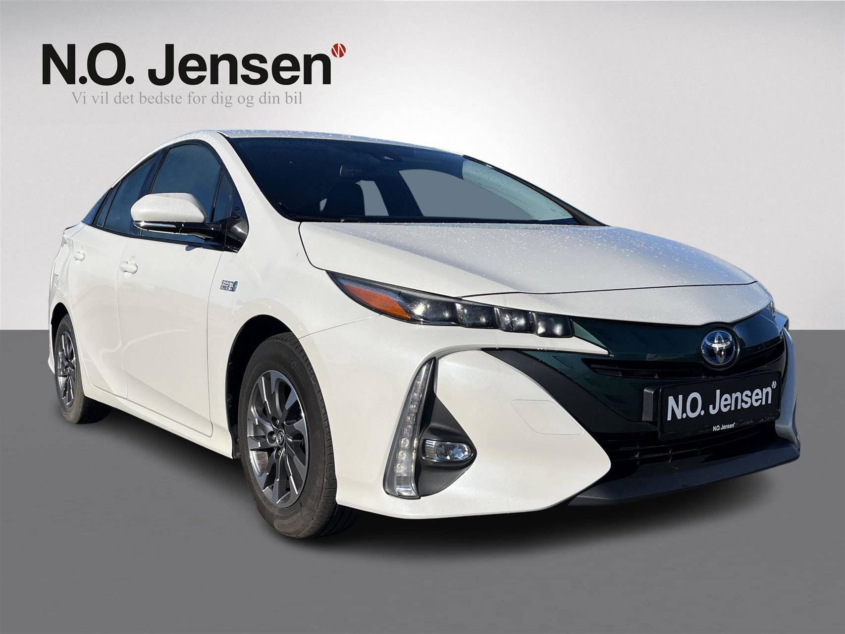 Toyota Prius Plug-in 1,8 Plugin-hybrid H3 122HK 5d Aut.