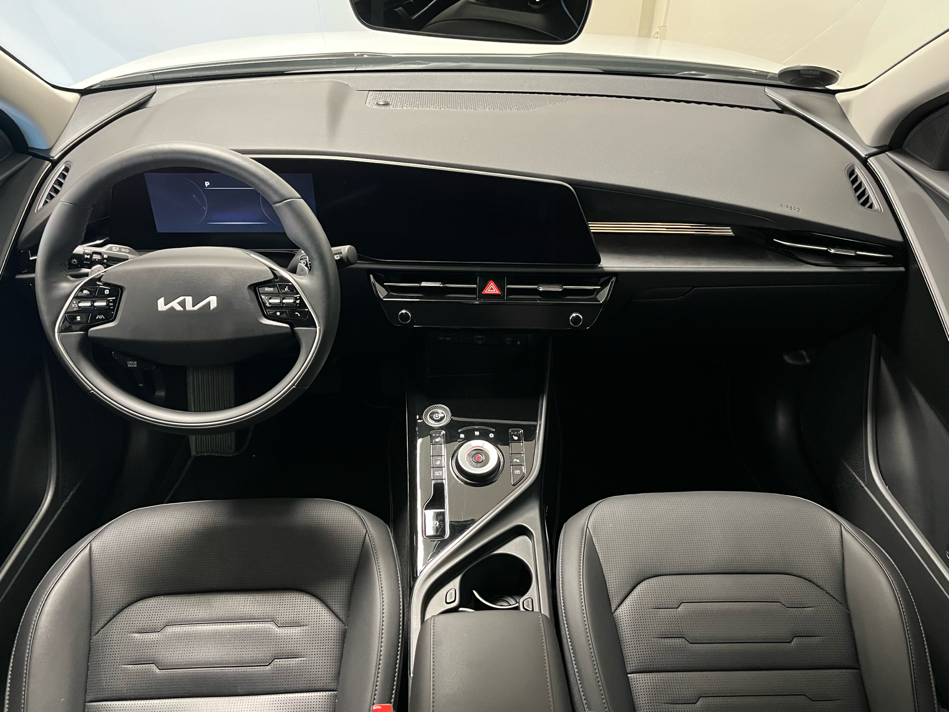 Hvid Kia Niro EV fra 2024