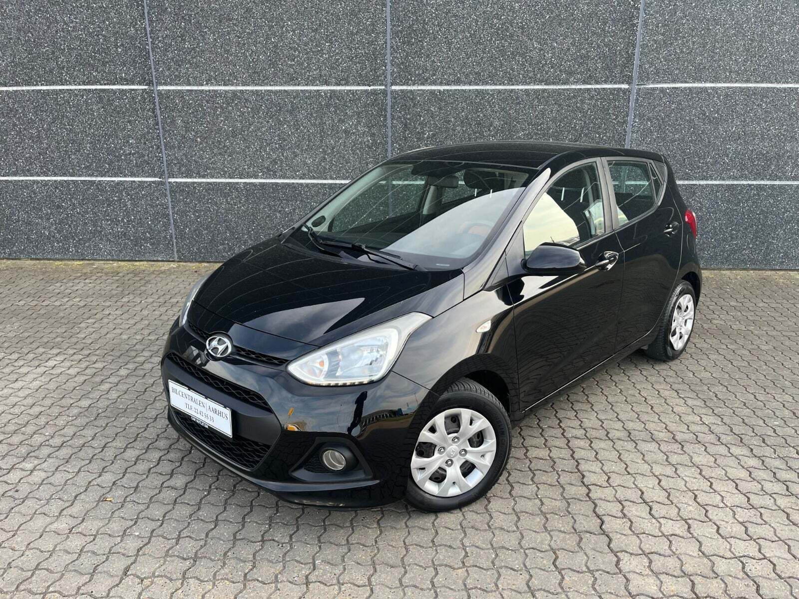 undefined Hyundai i10 fra 2015 set udefra