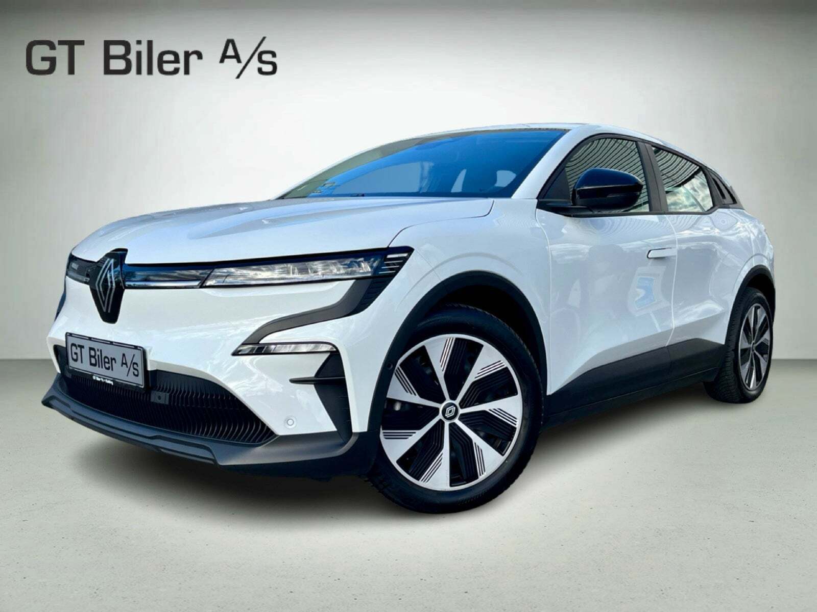 Hvid Renault Megane E-Tech fra 2023