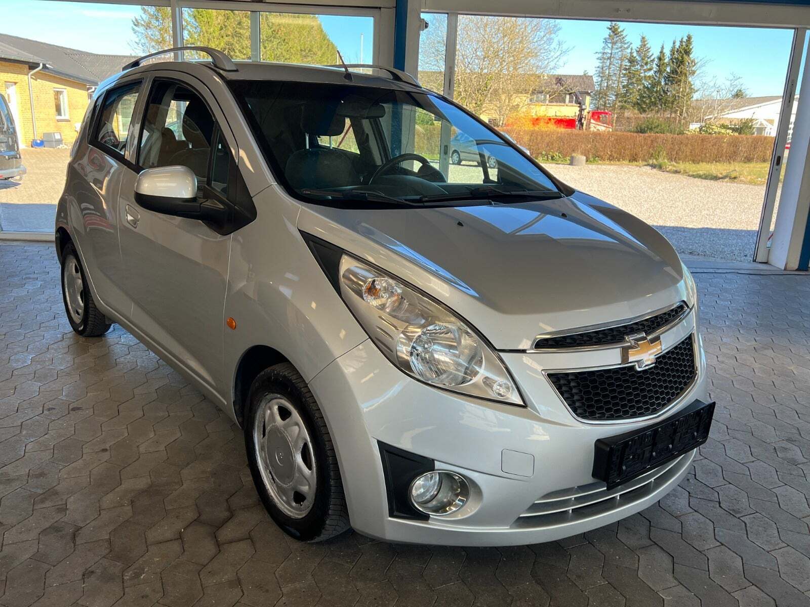 undefined Chevrolet Spark fra 2010 set udefra