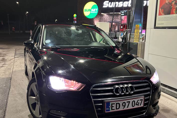 Sort Audi A3 Sportback fra 2015