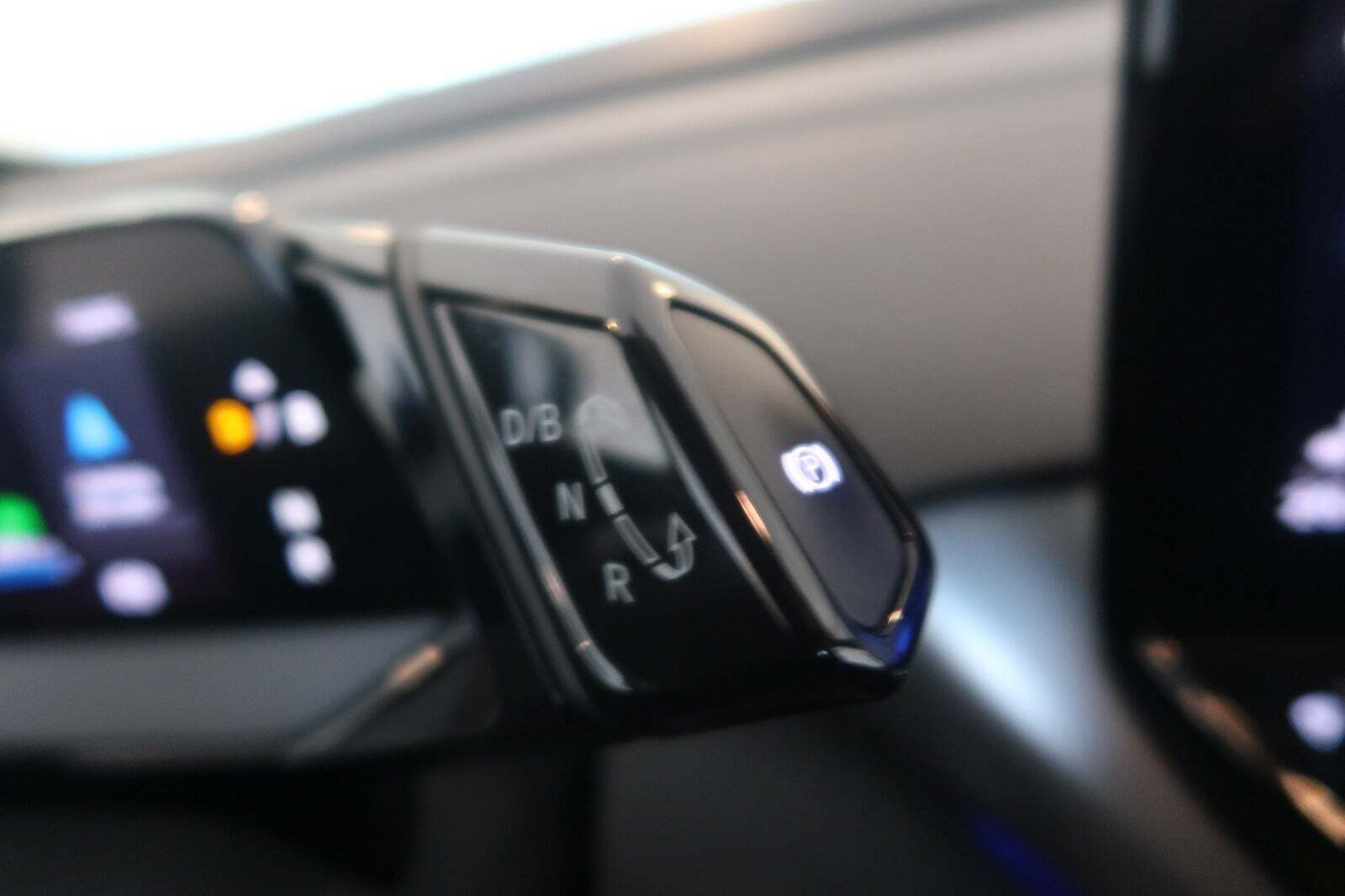 Grå VW ID.4 fra 2022