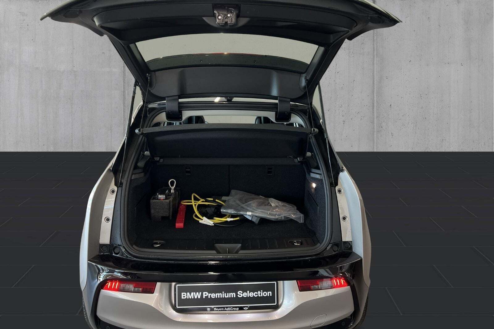 Orange BMW i3 fra 2021