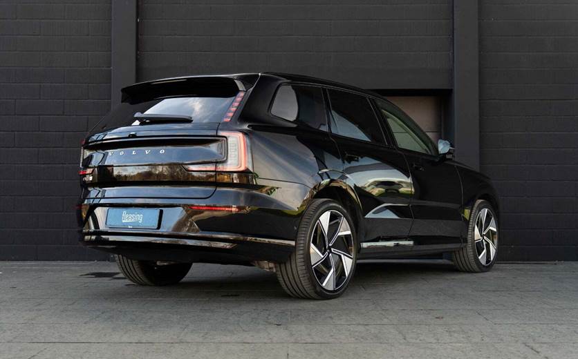Volvo EX90
