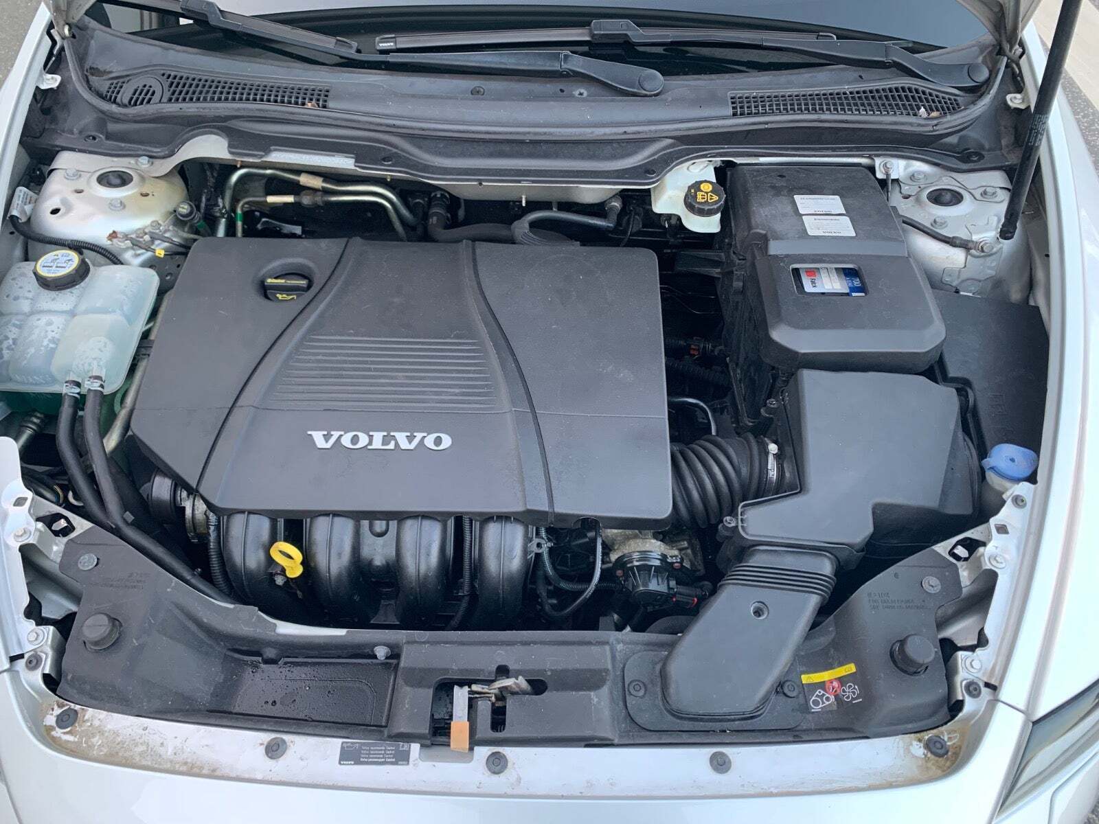 Sølv Volvo V50 fra 2011