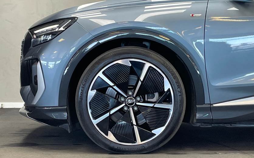 Audi Q4