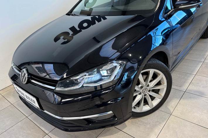 Sort VW Golf VII fra 2020