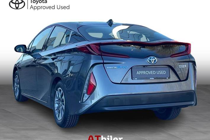 Sort Toyota Prius Plug-in fra 2018