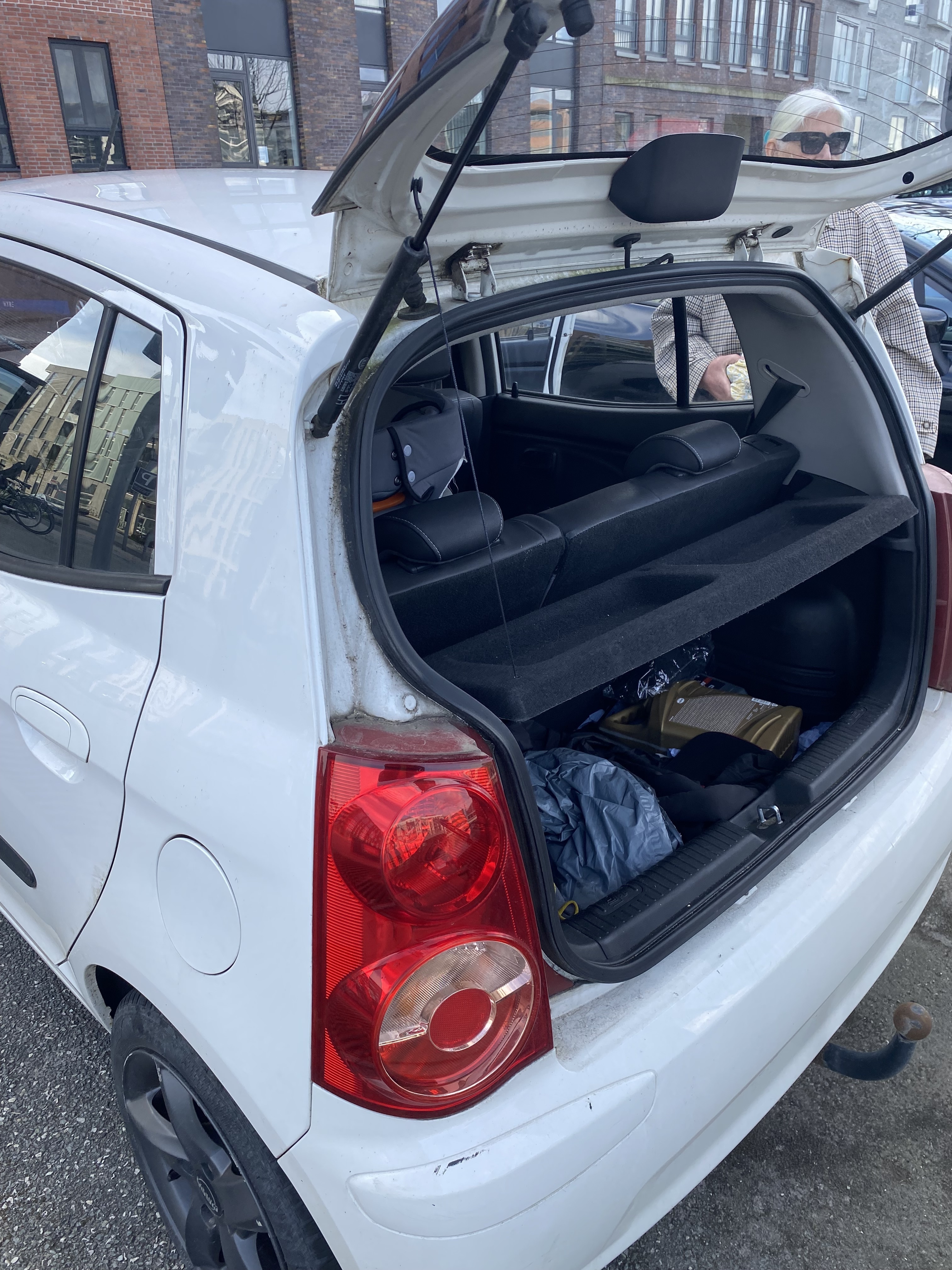 Hvid Kia Picanto 1.0 fra 2011