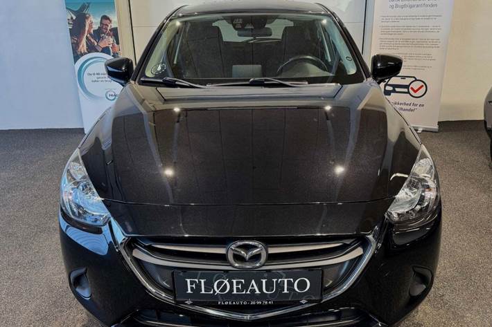Sort Mazda 2 fra 2018
