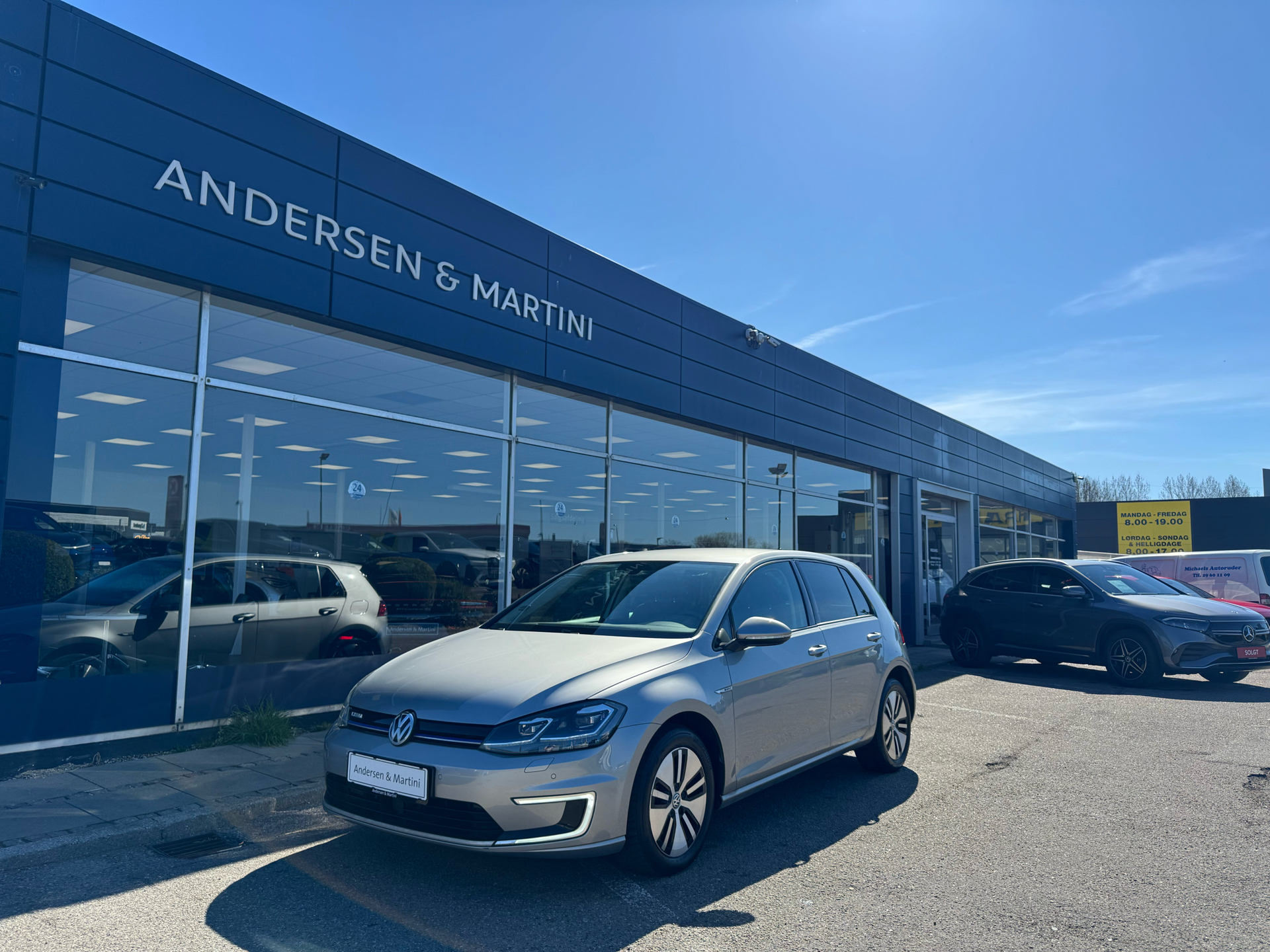 Grå VW Golf fra 2018