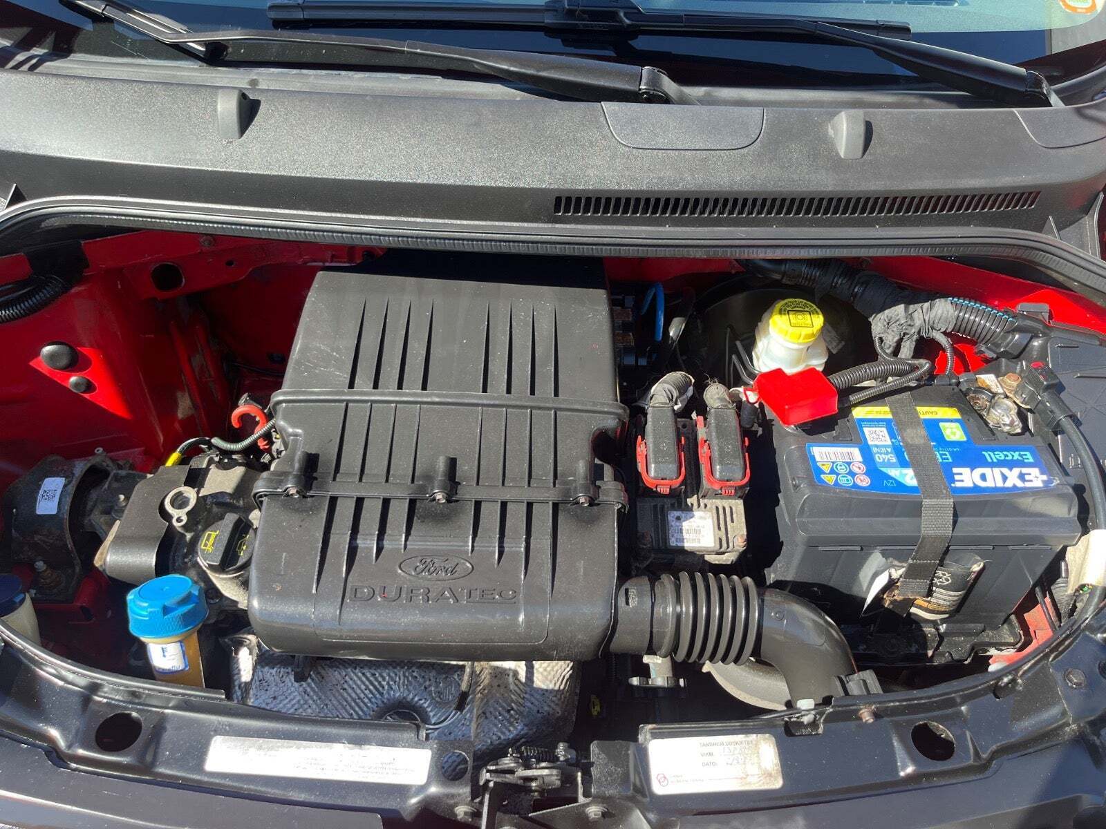 Rød Ford Ka fra 2013