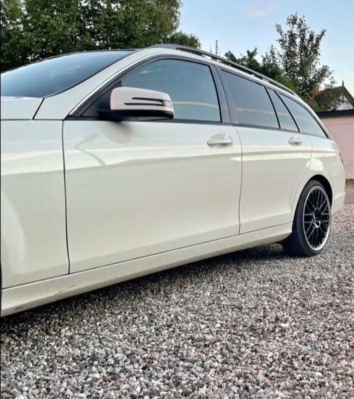 undefined Mercedes C200 fra 2013