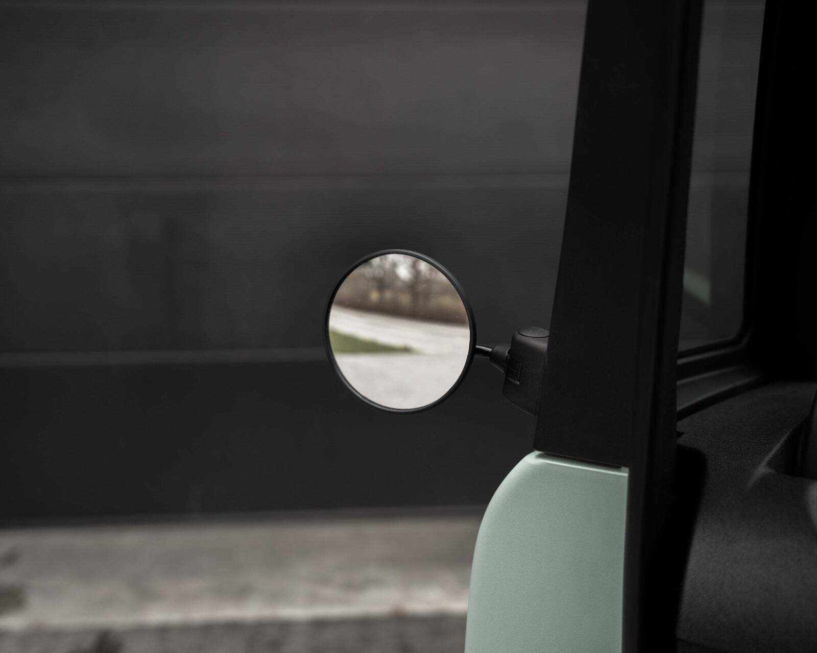 Grå Fiat Topolino fra 2025