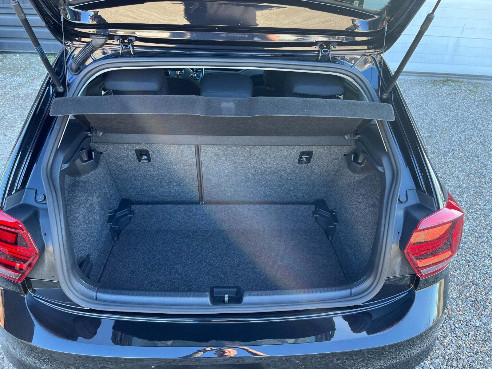 Sort VW Polo fra 2018