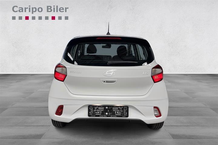 Hvid Hyundai i10 fra 2024