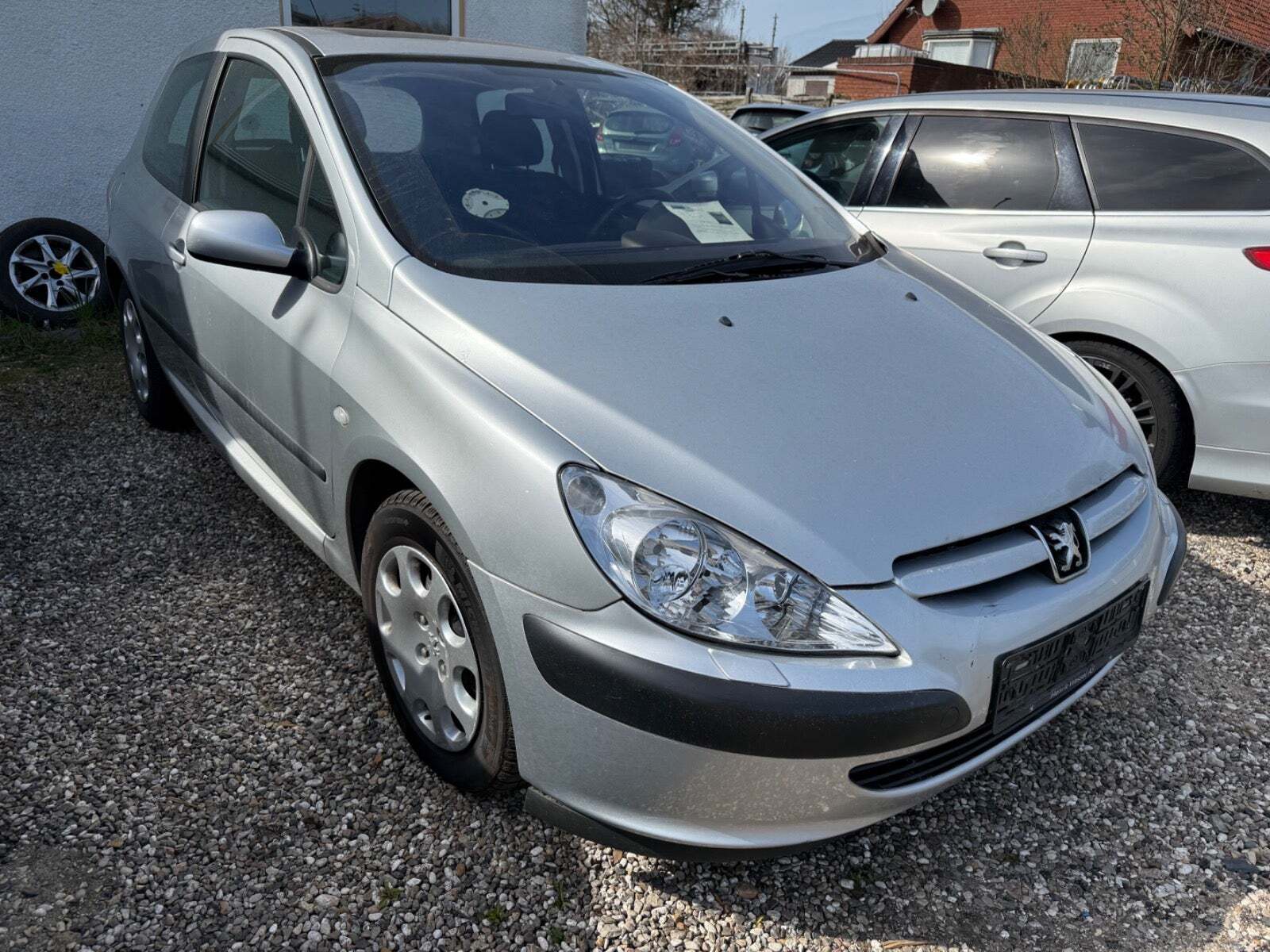 Sølv Peugeot 307 fra 2002