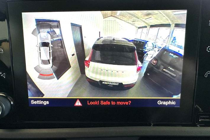 Hvid Citroën Berlingo fra 2022