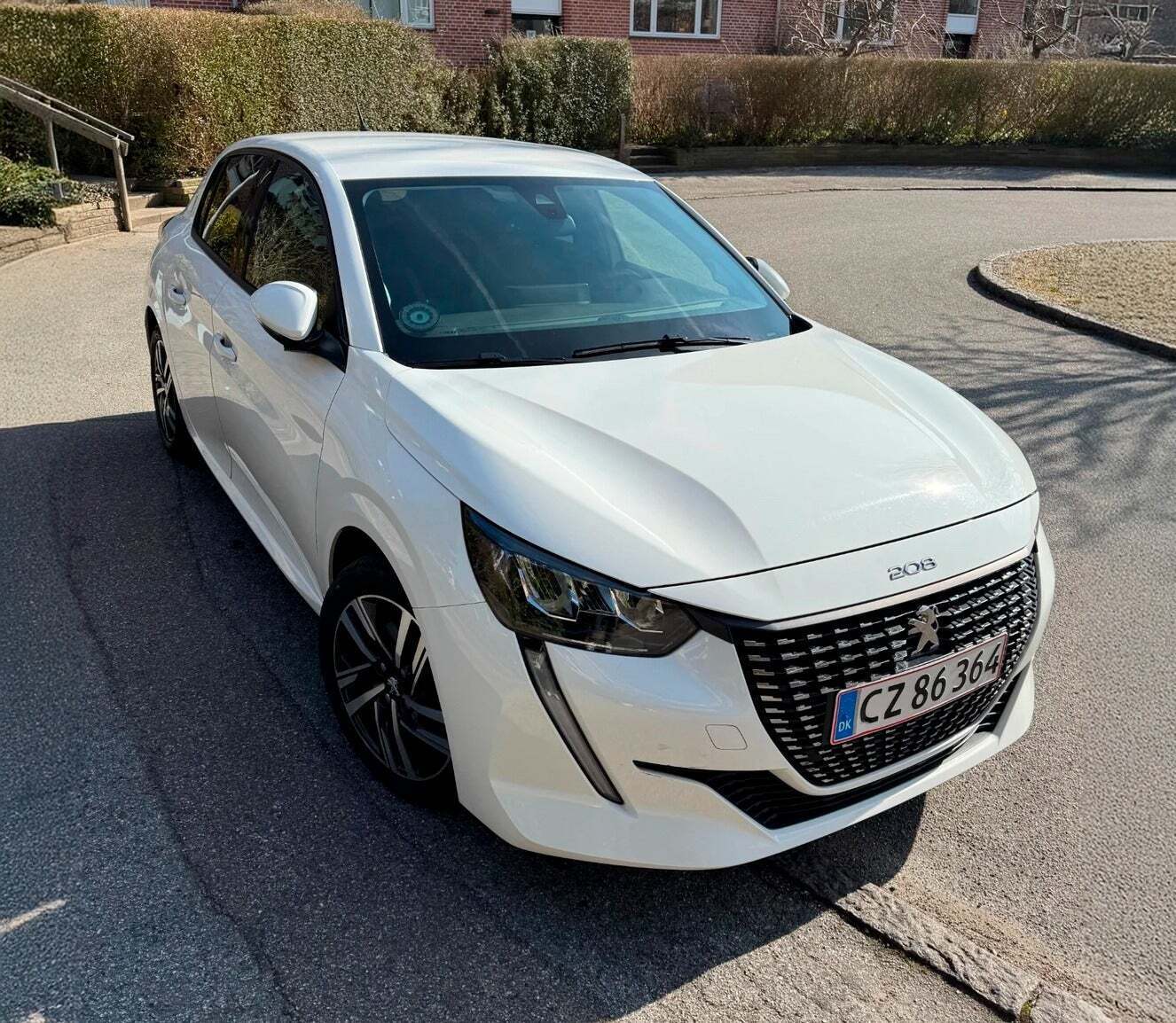 undefined Peugeot 208 fra 2021 set udefra