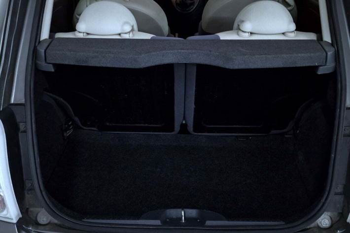 Grå Fiat 500 fra 2010