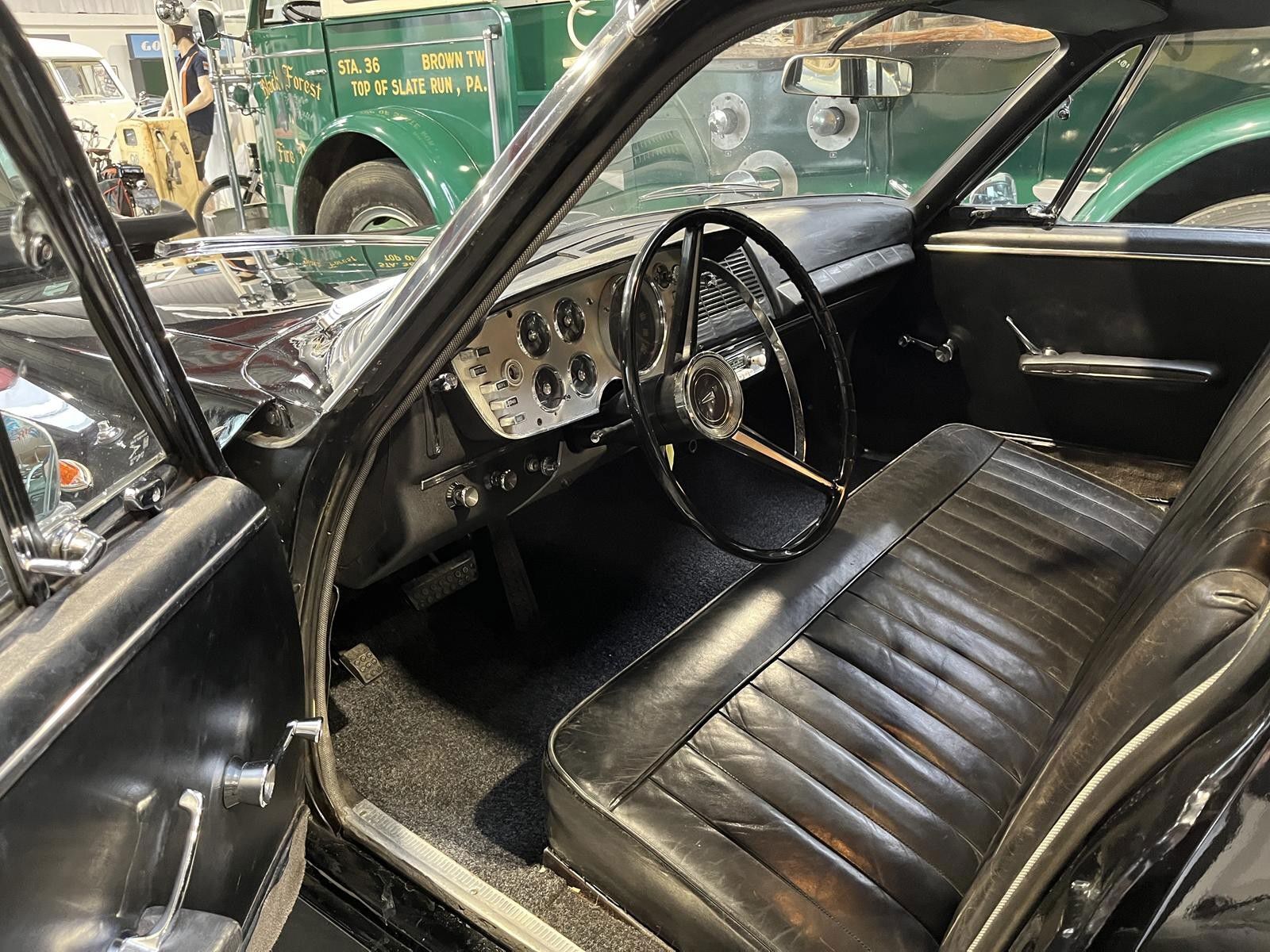 Chrysler Coronado 5,2 V8 250HK Aut.