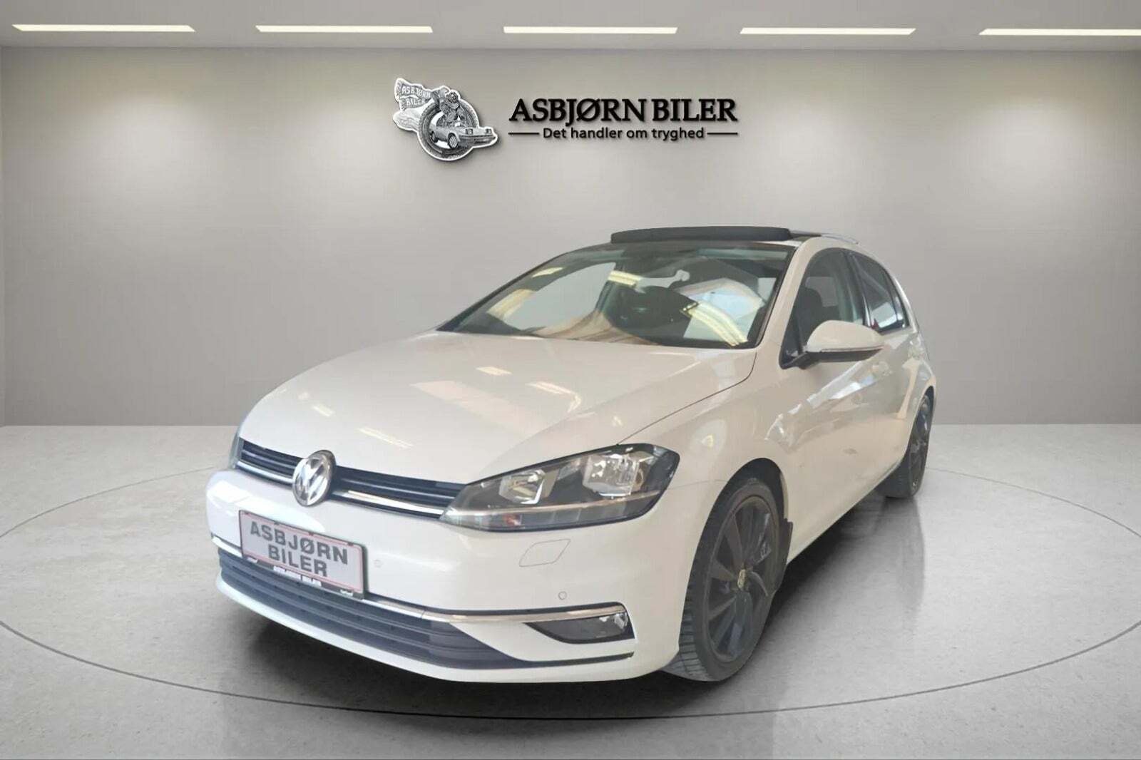 Hvid VW Golf VII fra 2018