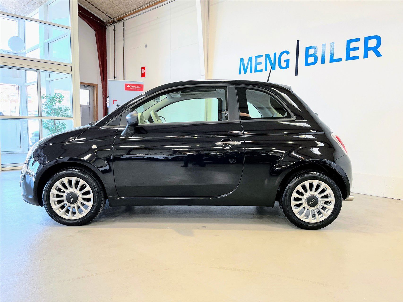Sort Fiat 500 fra 2014