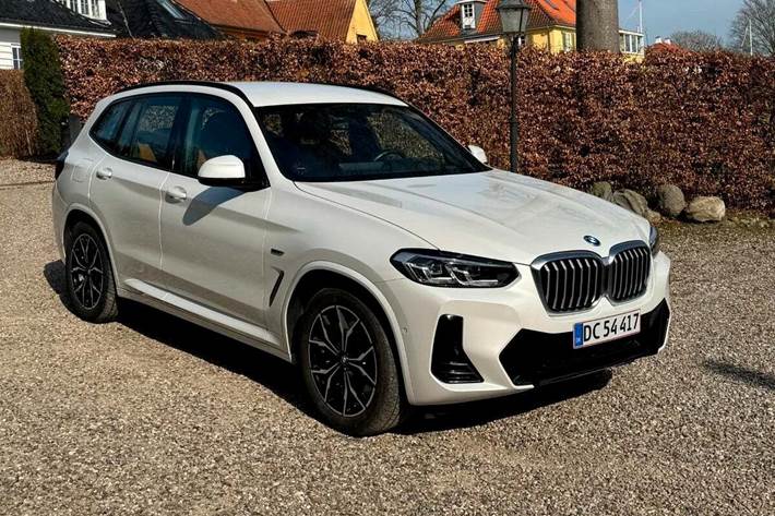 undefined BMW X3 fra 2022 set udefra
