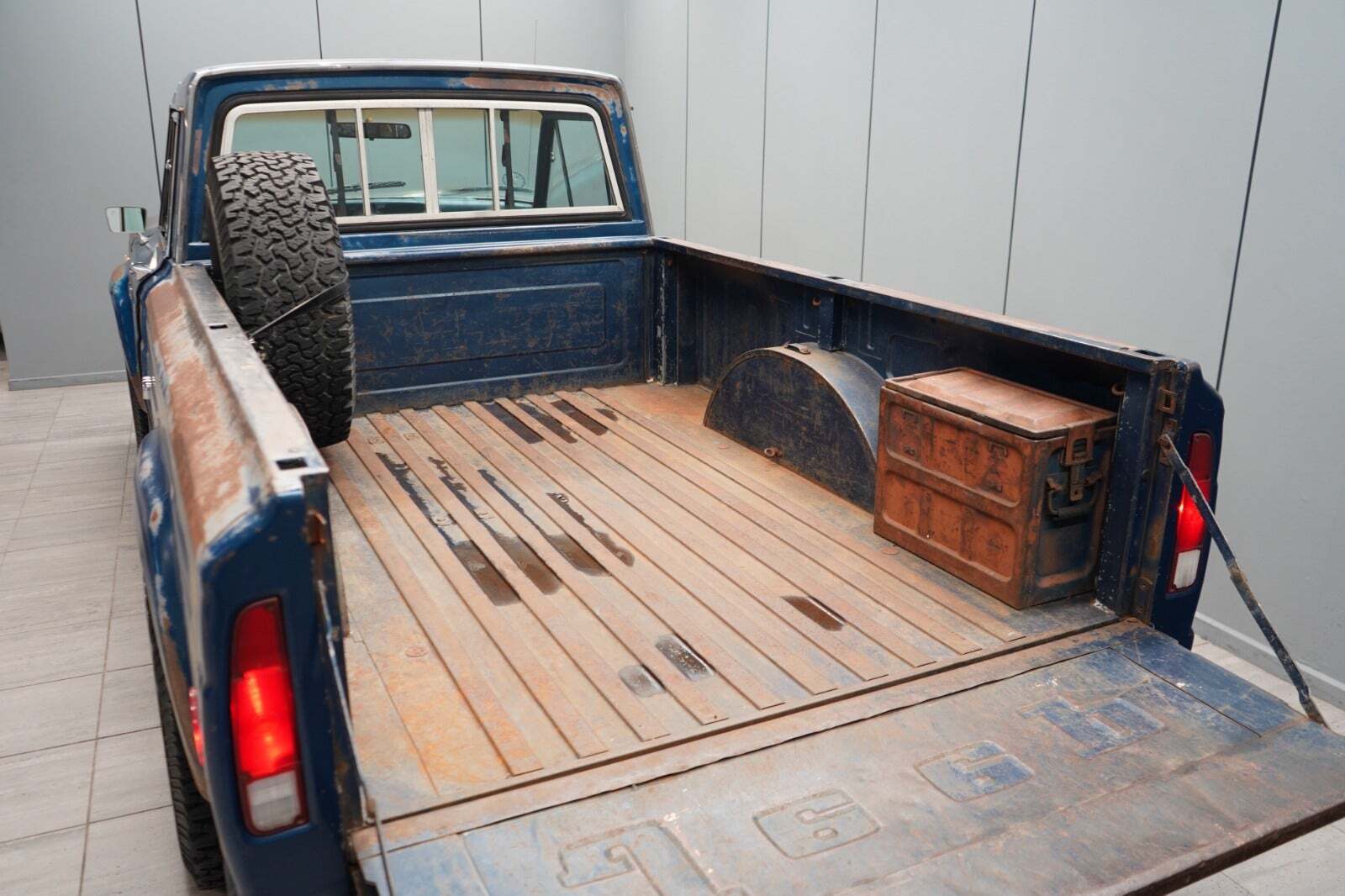 Jeep Honcho 5,0 Pick-up aut.