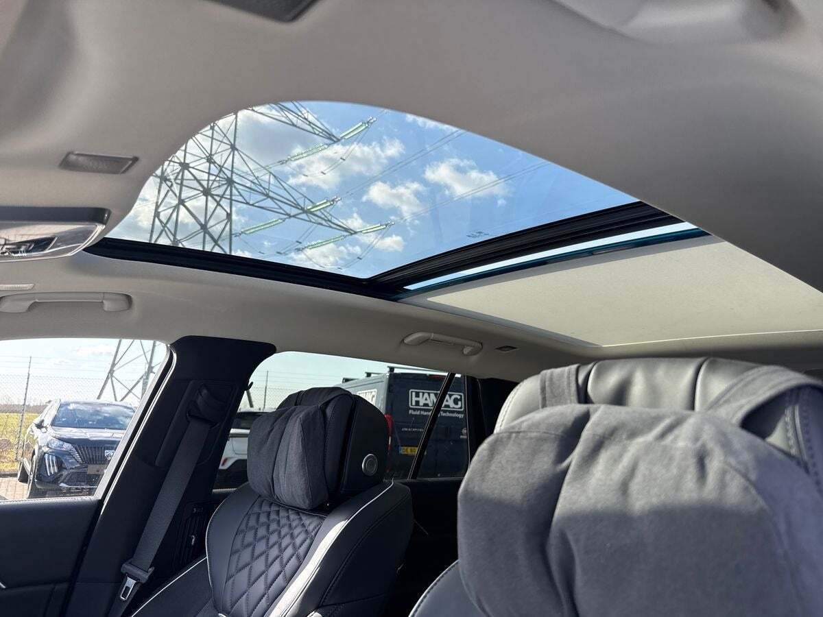 Sort Hongqi E-HS9 fra 2024