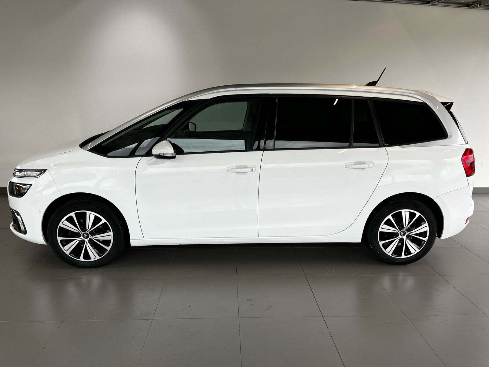 Citroën Grand C4 SpaceTourer 1,2 PureTech 130 VIP EAT8 7prs