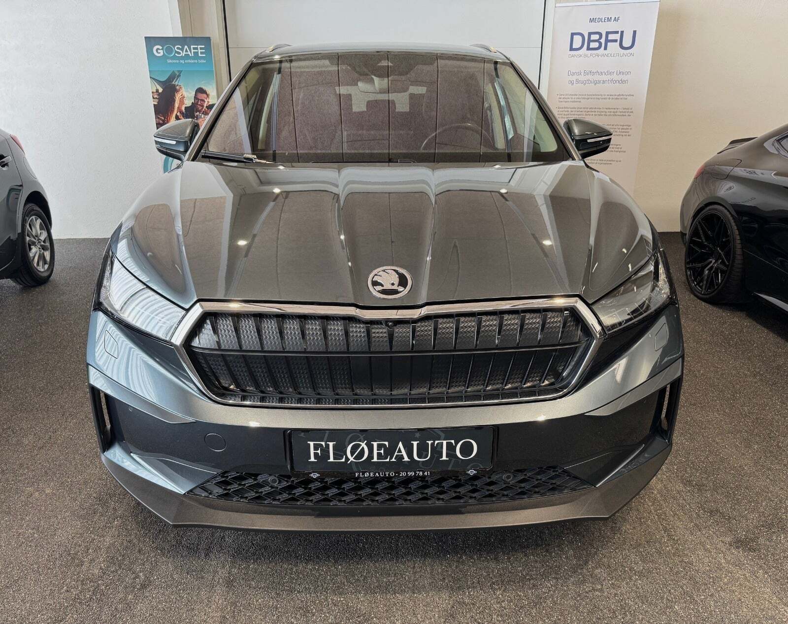 Grå Skoda Enyaq fra 2021