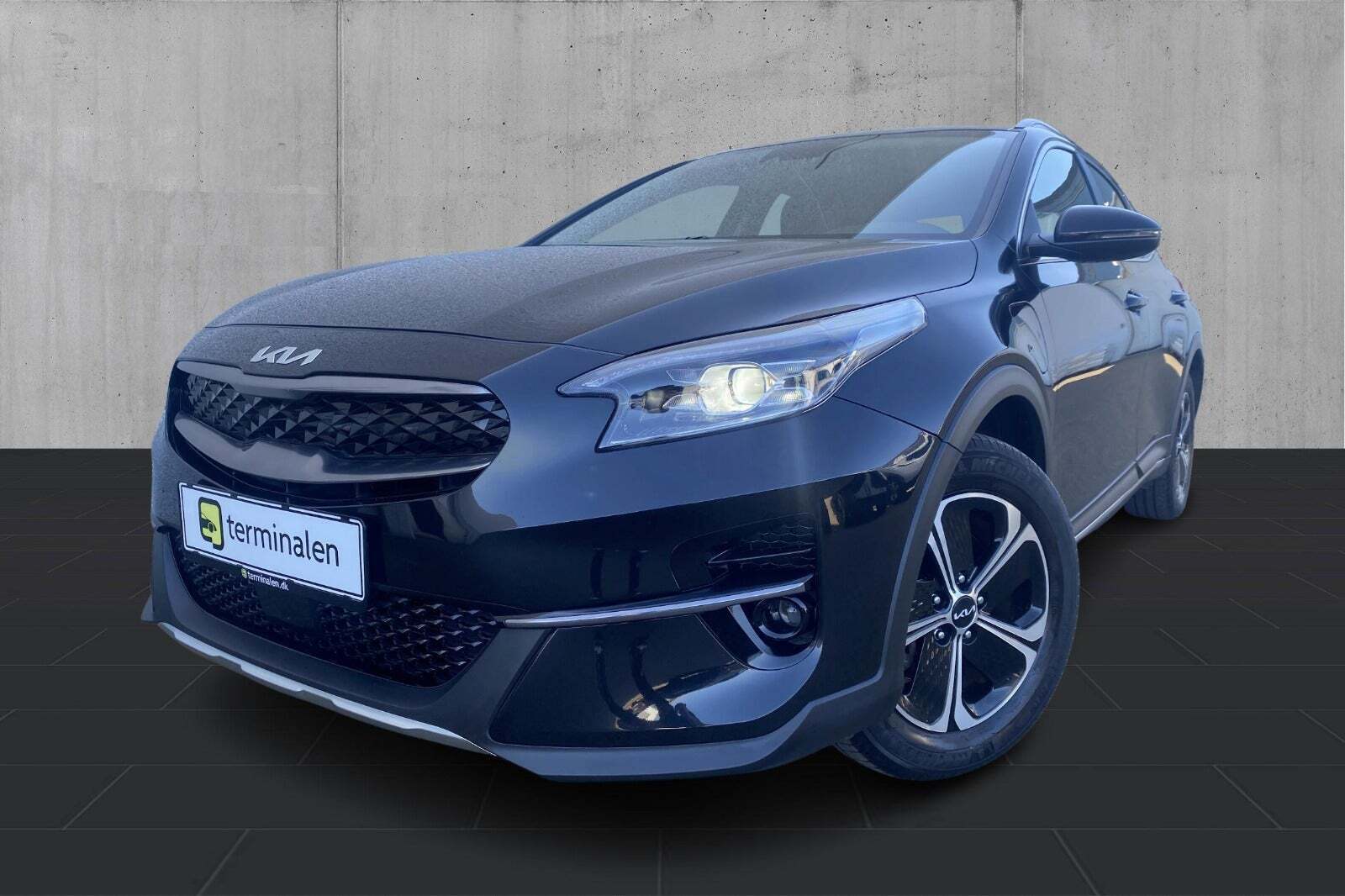 Sort Kia XCeed fra 2022 set udefra