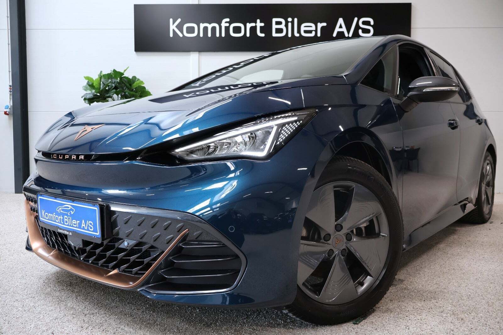 Blå Cupra Born fra 2022