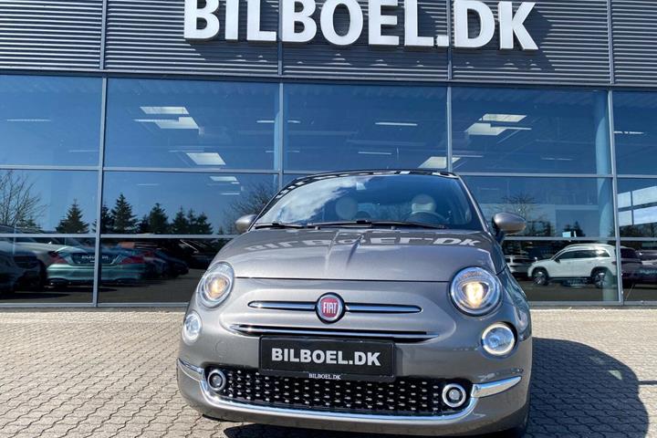 Grå Fiat 500 fra 2022