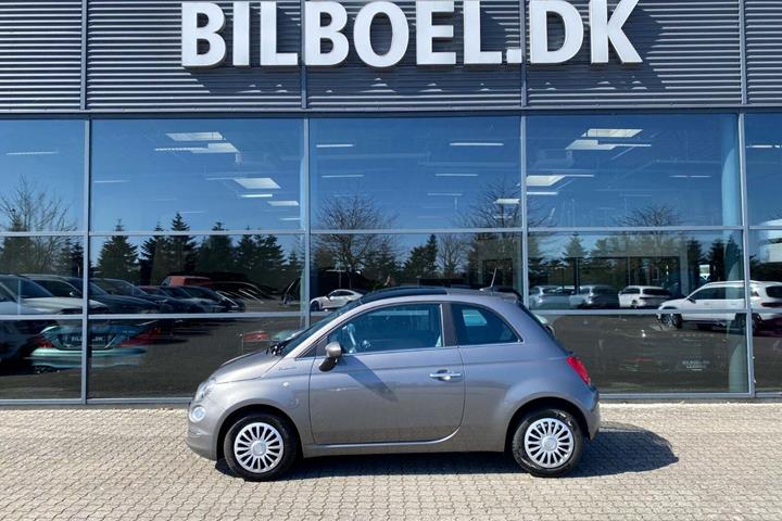 Grå Fiat 500 fra 2022
