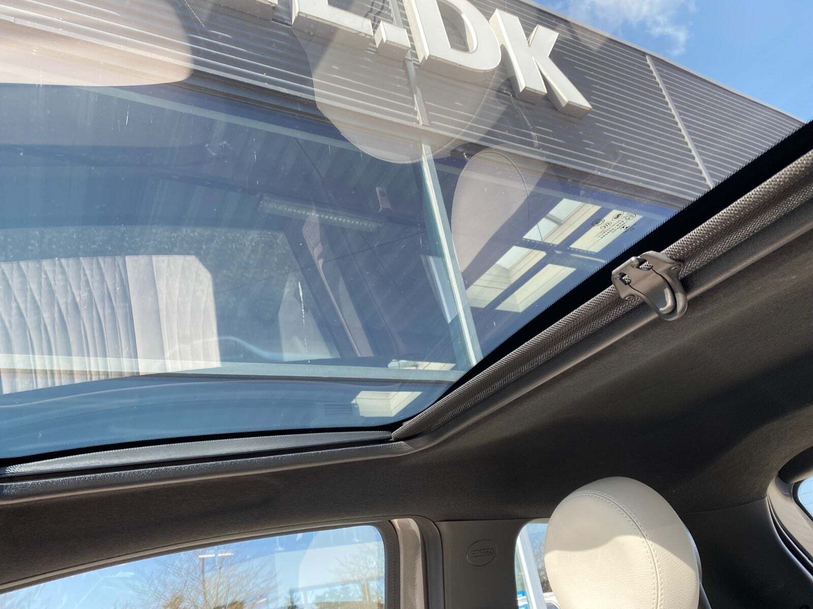Grå Fiat 500 fra 2022