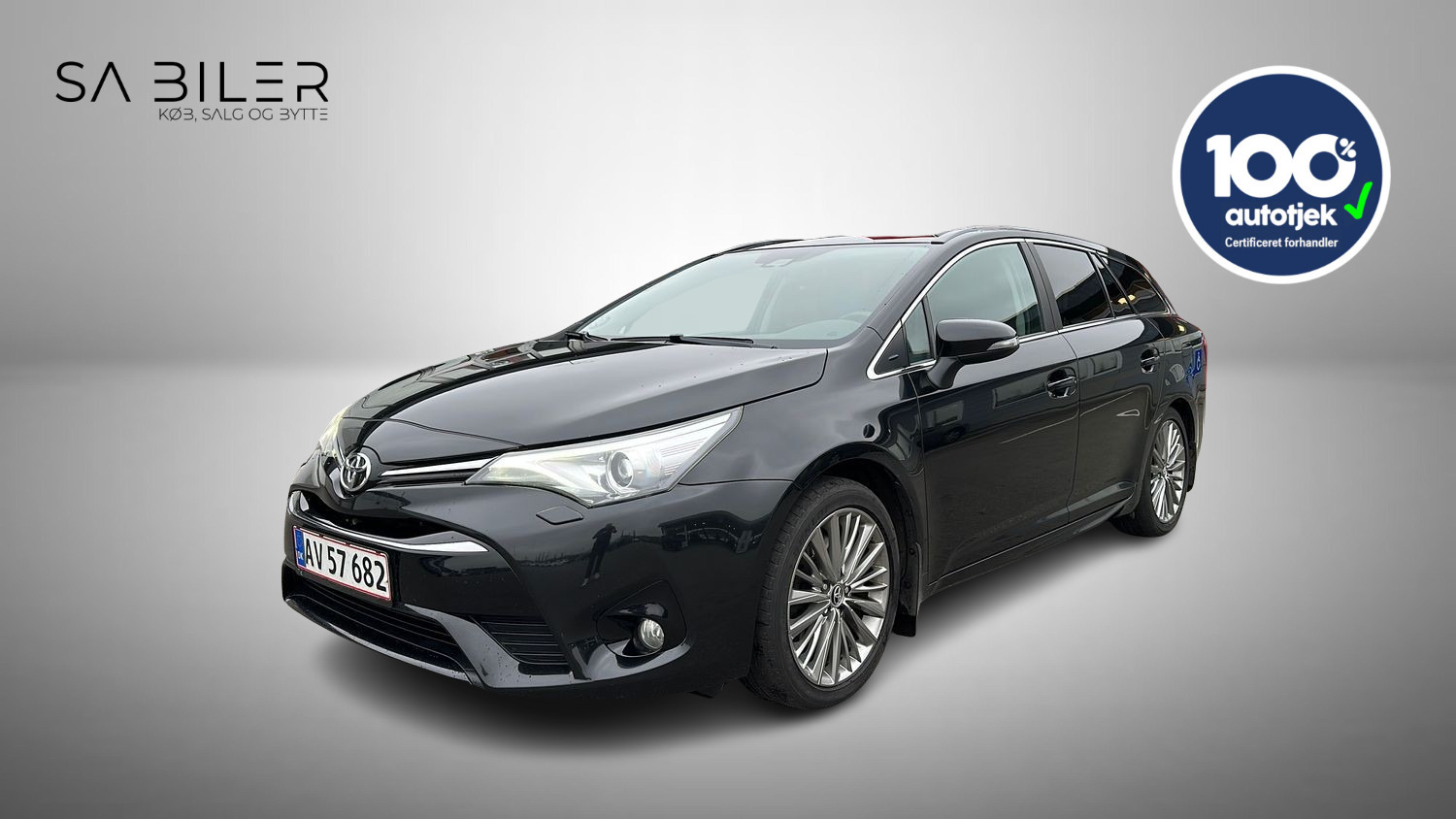 undefined Toyota Avensis fra 2015 set udefra