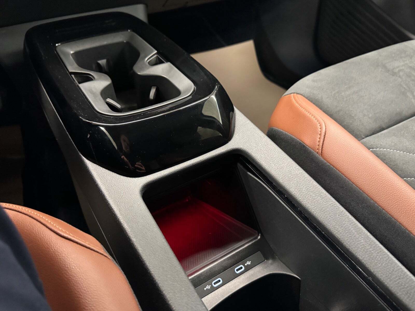 Grå VW ID.4 fra 2023