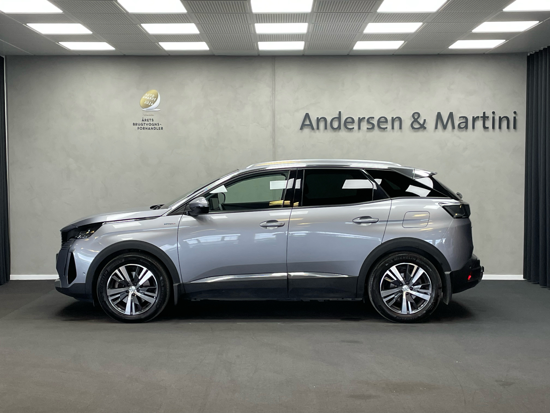 Sølv Peugeot 3008 fra 2021