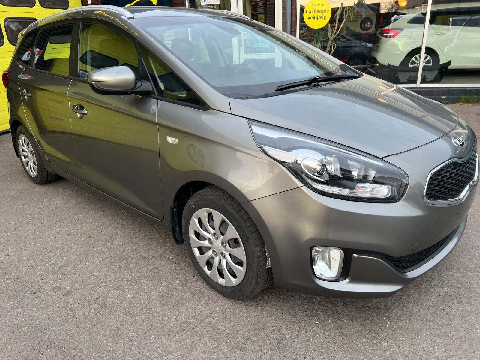 Kia Carens