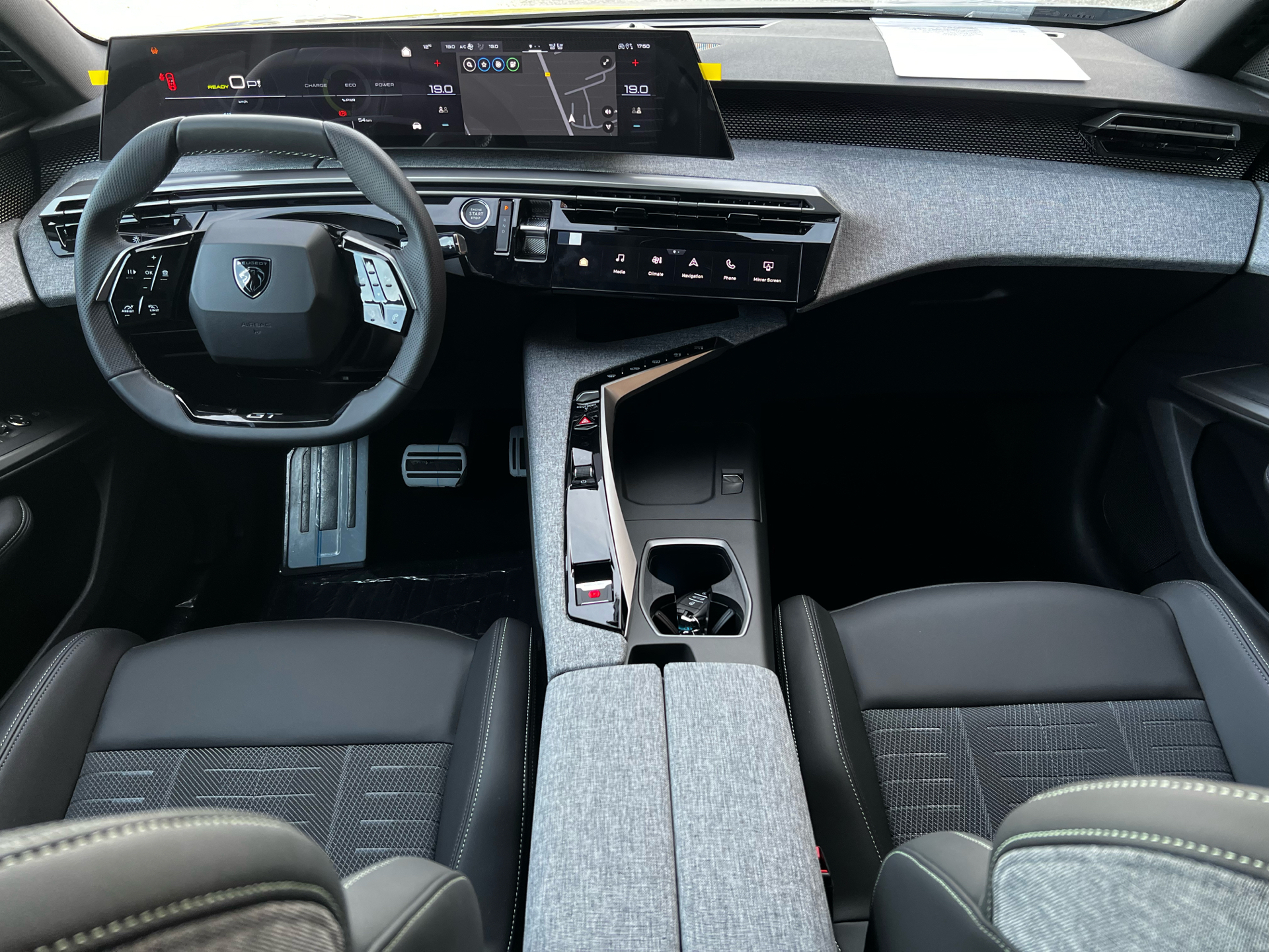 Peugeot e-5008 EL GT Pack 210HK 5d Aut.