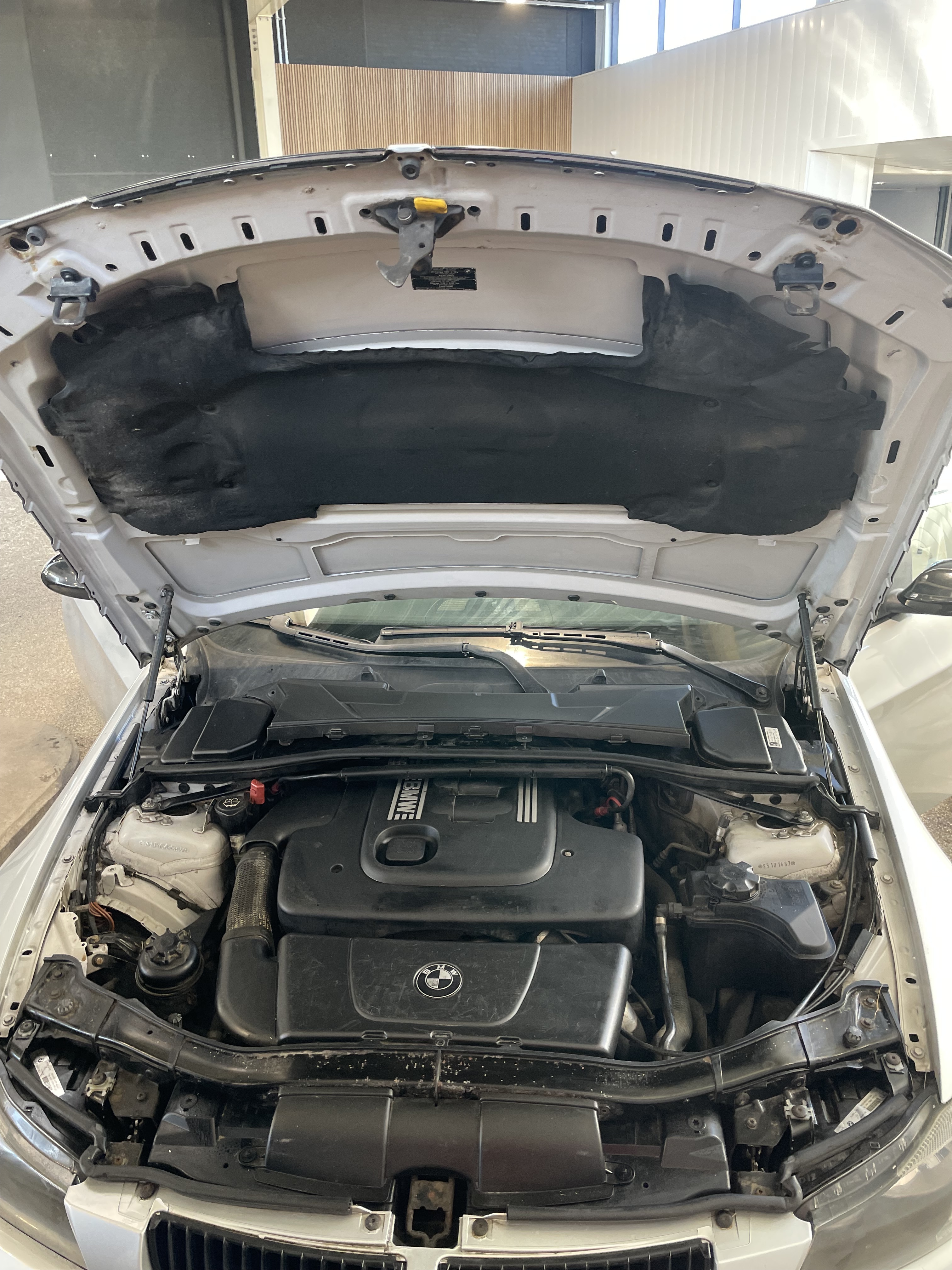 undefined BMW 318d fra 2006