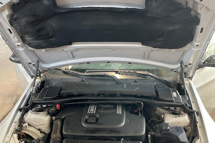 undefined BMW 318d fra 2006