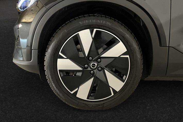 Sort Volvo C40 fra 2024