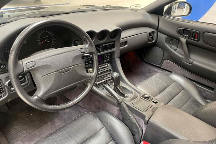 undefined Mitsubishi 3000 GT fra 1993 set indefra