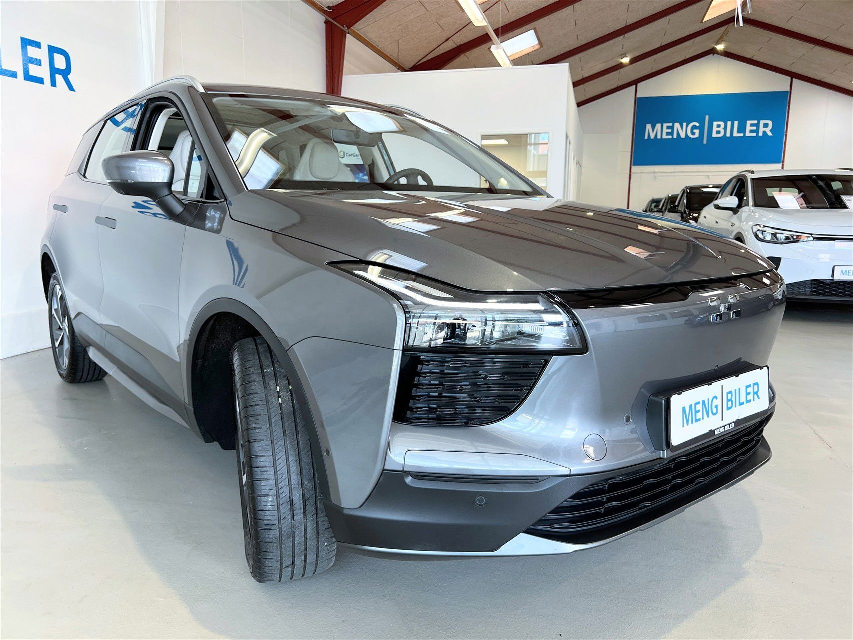 Grå Aiways U5 fra 2022