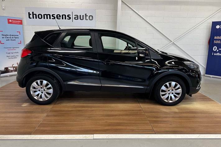 Sort Renault Captur fra 2016