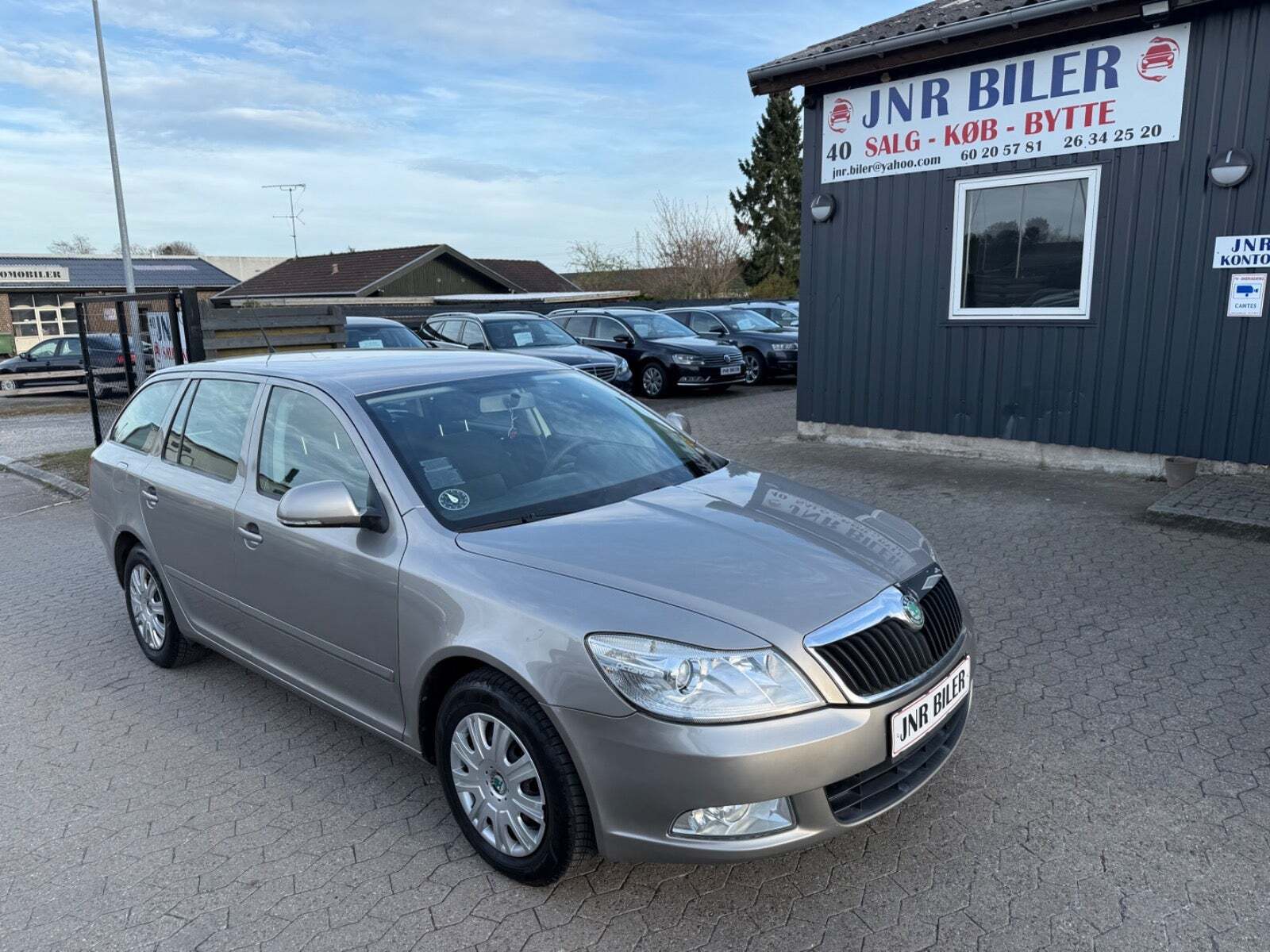 undefined Skoda Octavia fra 2009 set udefra